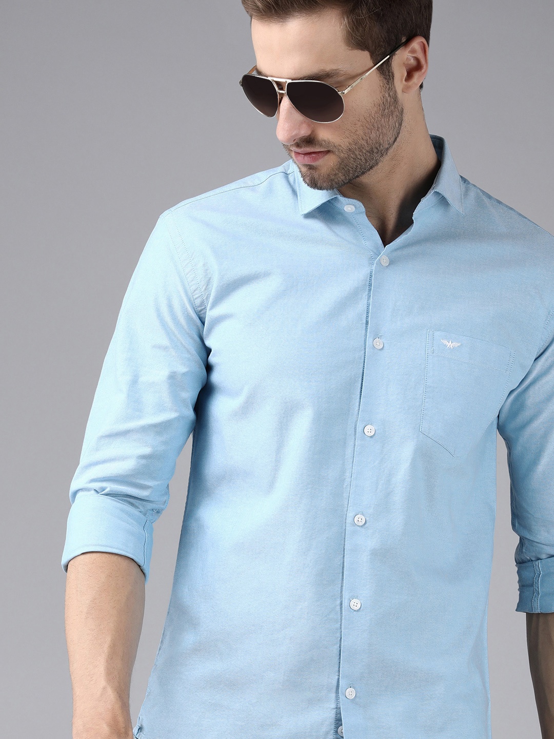 

Park Avenue Men Blue Solid Slim Fit Pure Cotton Casual Shirt