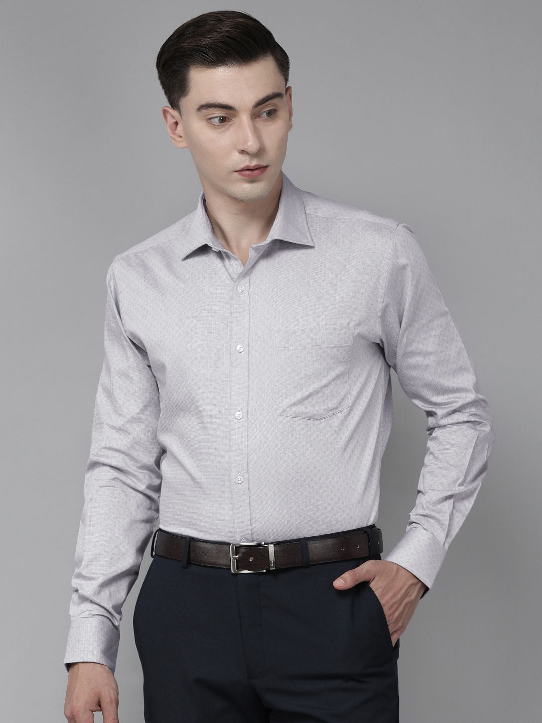 

Park Avenue Men Grey Textured Slim Fit Formal Shirt