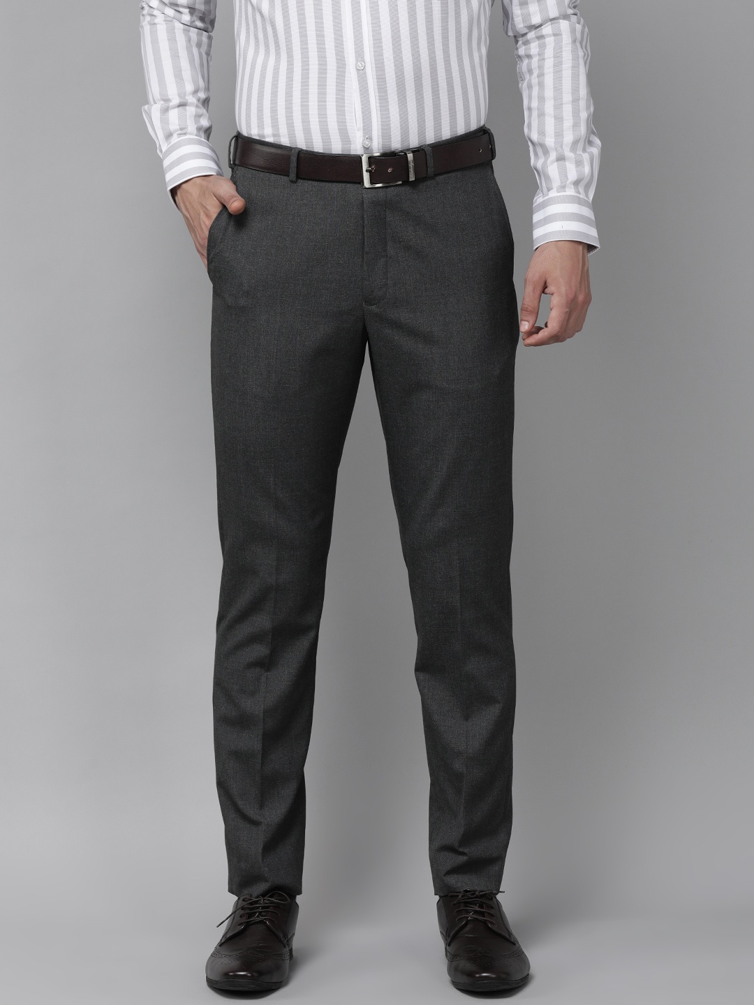 

Park Avenue Men Grey Solid Smart Fit Formal Trousers