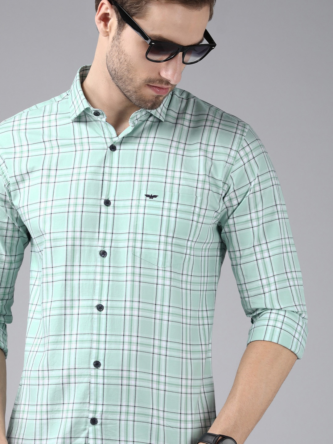 

Park Avenue Men Green & Black Slim Fit Checked Pure Cotton Casual Shirt