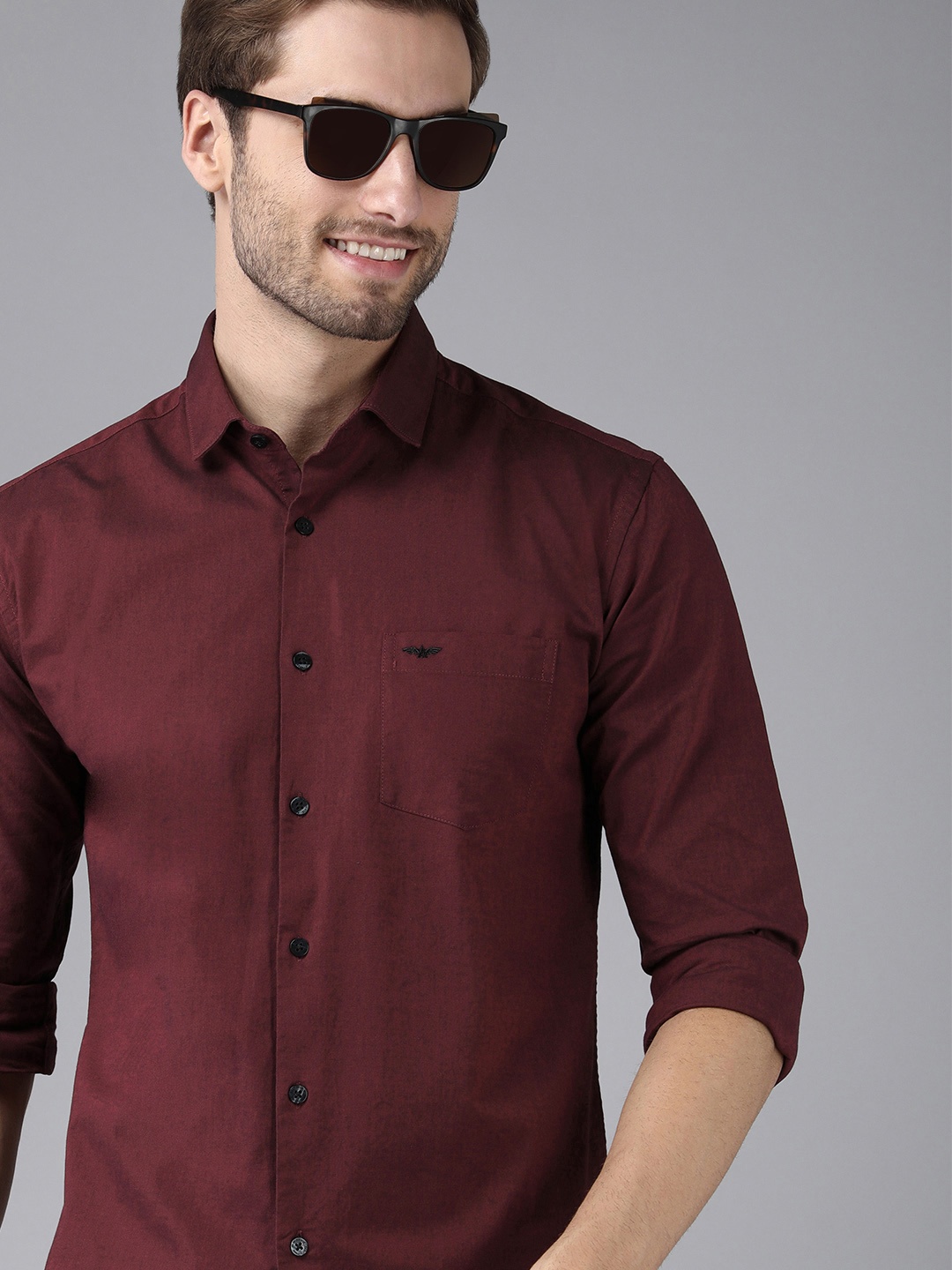 

Park Avenue Men Maroon Solid Slim Fit Pure Cotton Casual Shirt