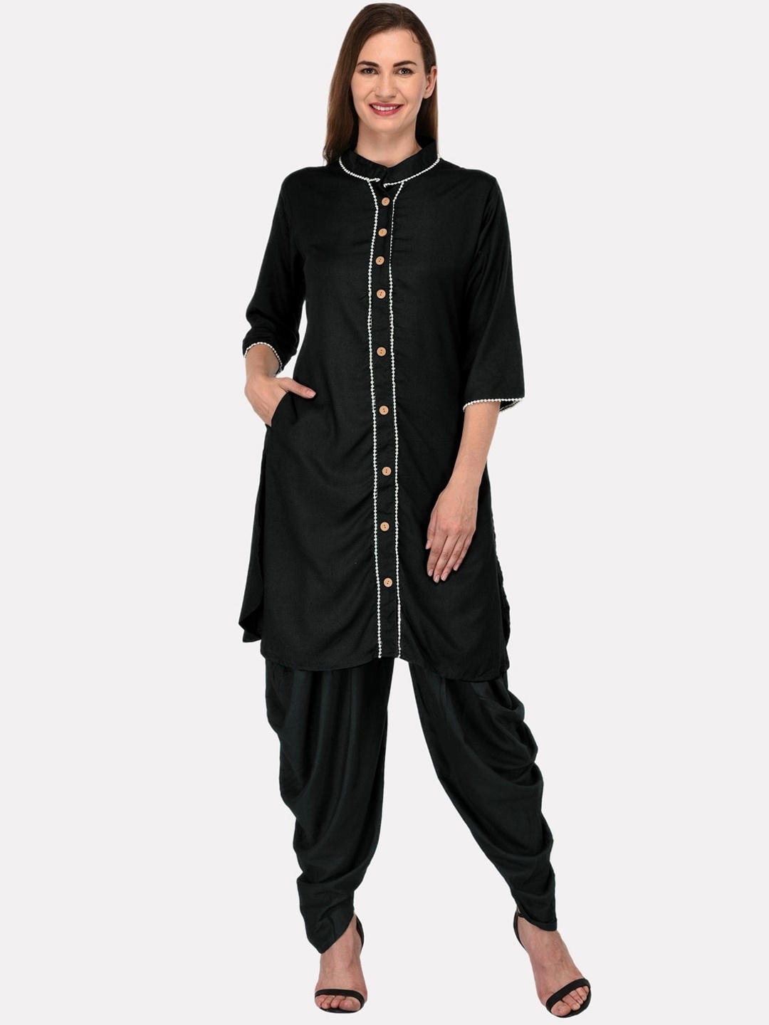 

KALINI Women Black Flared Sleeves Thread Work Kurta