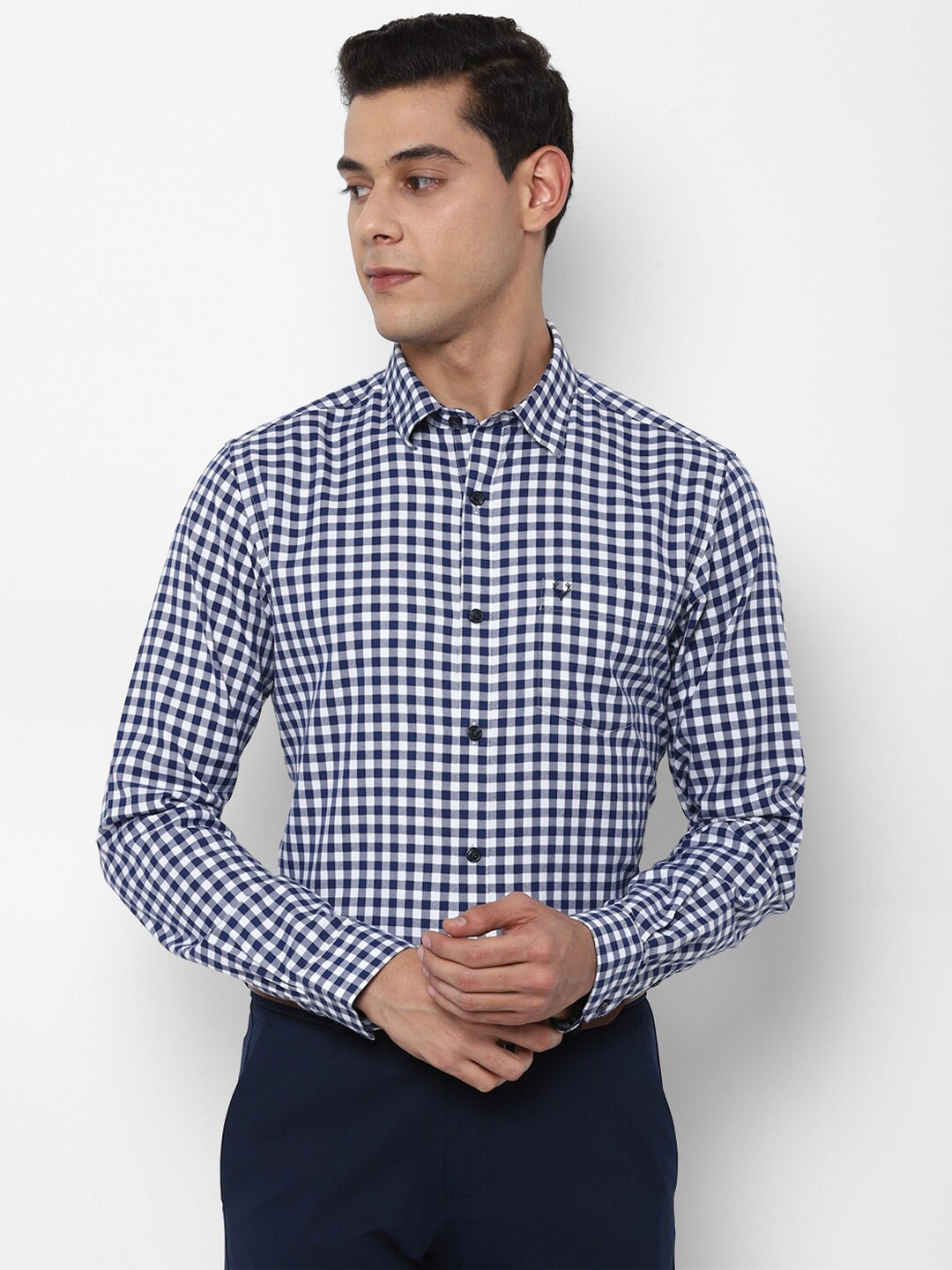 

Allen Solly Men Navy Blue Slim Fit Gingham Checks Cotton Formal Shirt