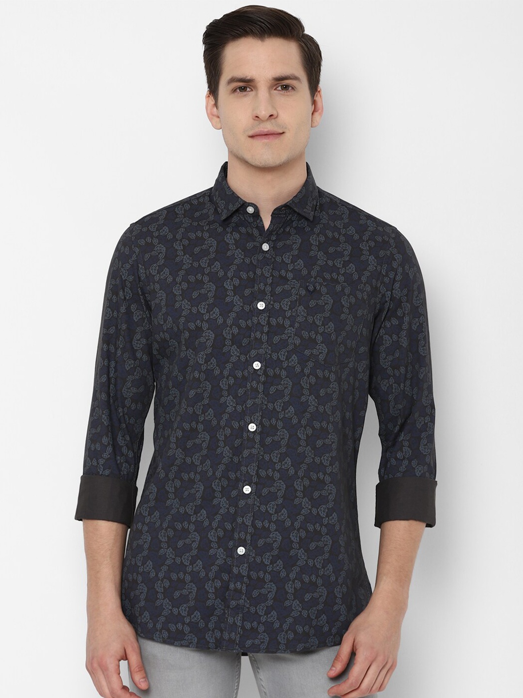 

Allen Solly Sport Men Navy Blue Floral Printed Cotton Casual Shirt