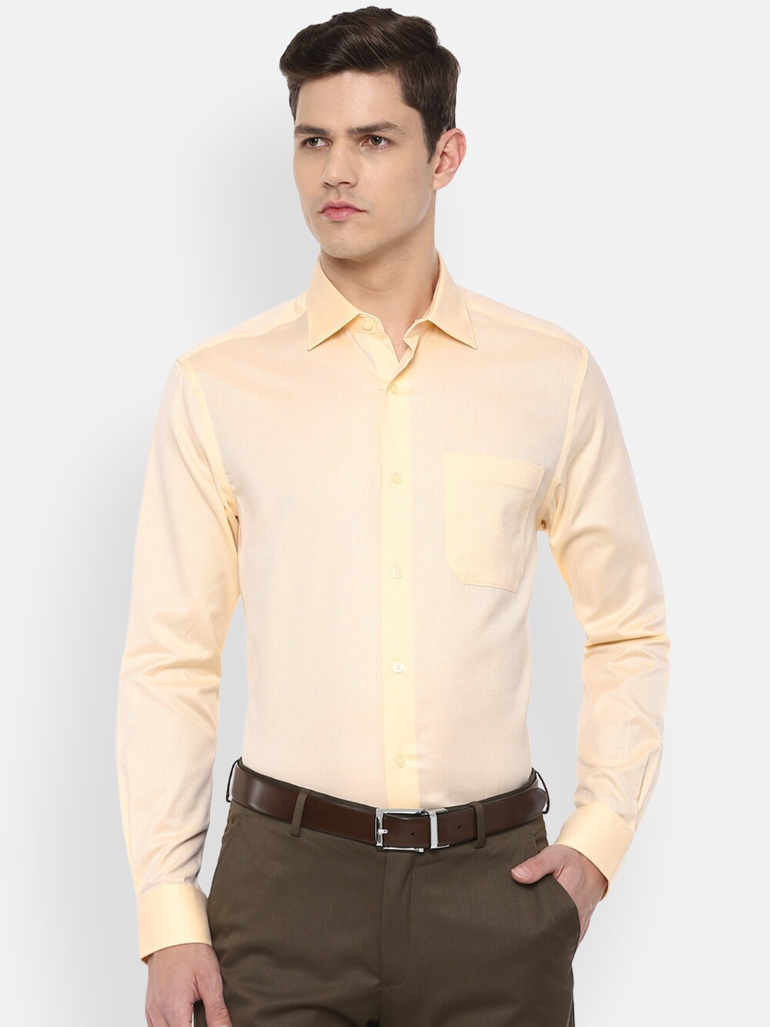 

Louis Philippe Gods & Kings Men Cream-Coloured Cotton Regular Fit Formal Shirt
