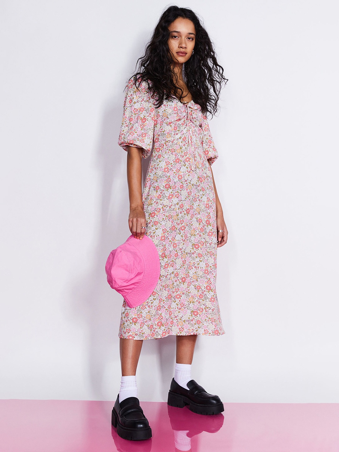 

H&M Women Multi Puff-sleeved dress