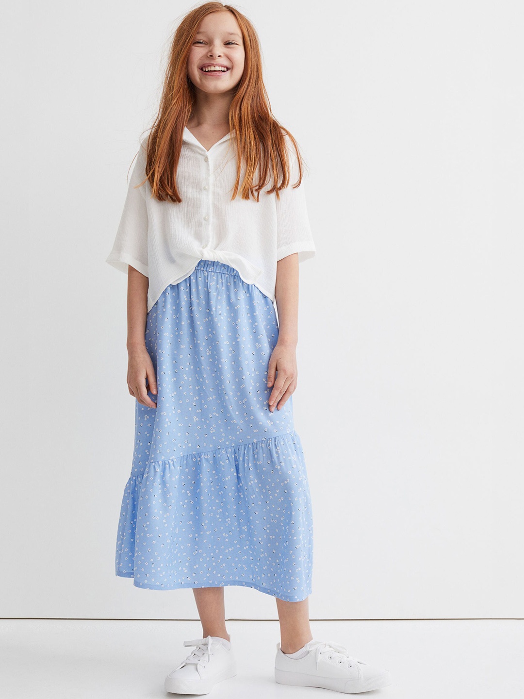 

H&M Blue Floral Printed Skirt