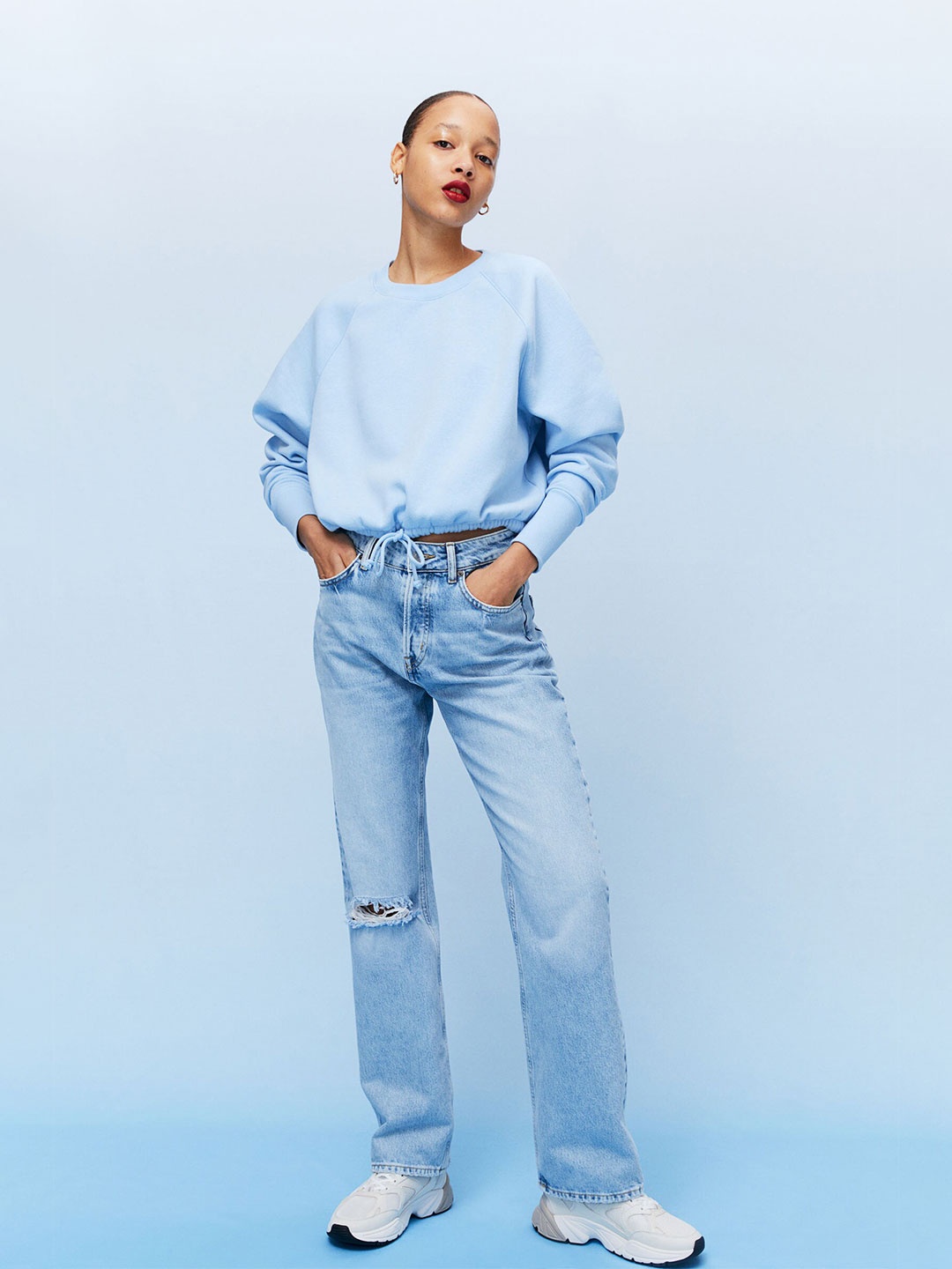 

H&M Women Blue Drawstring Sweatshirt
