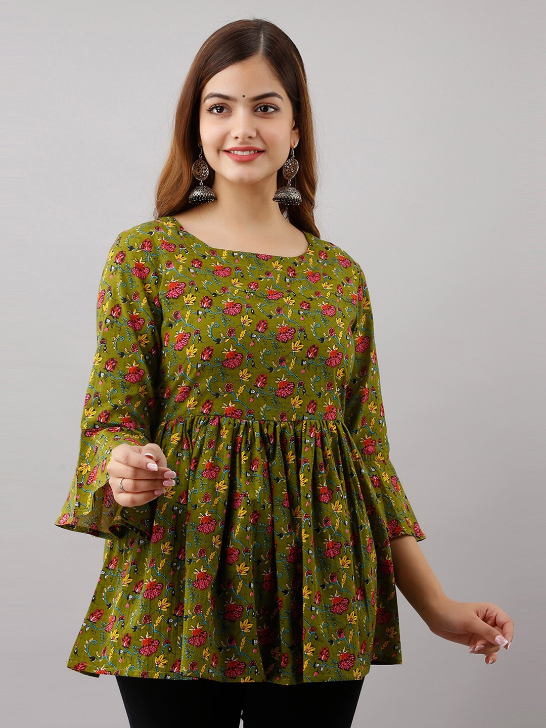 

Women Touch Green Floral Printed Empire Top