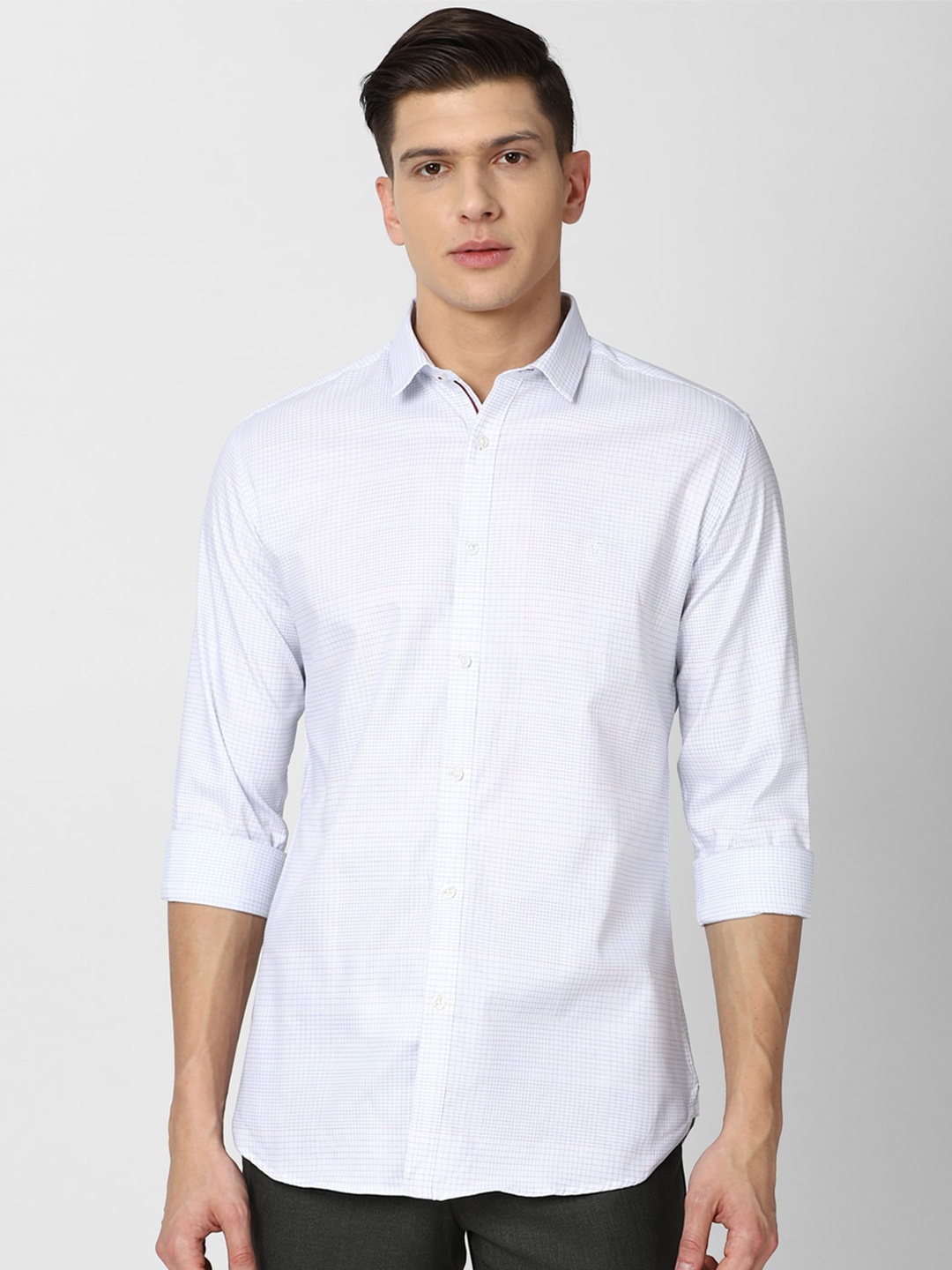 

V Dot Men White Slim Fit Checked Casual Shirt
