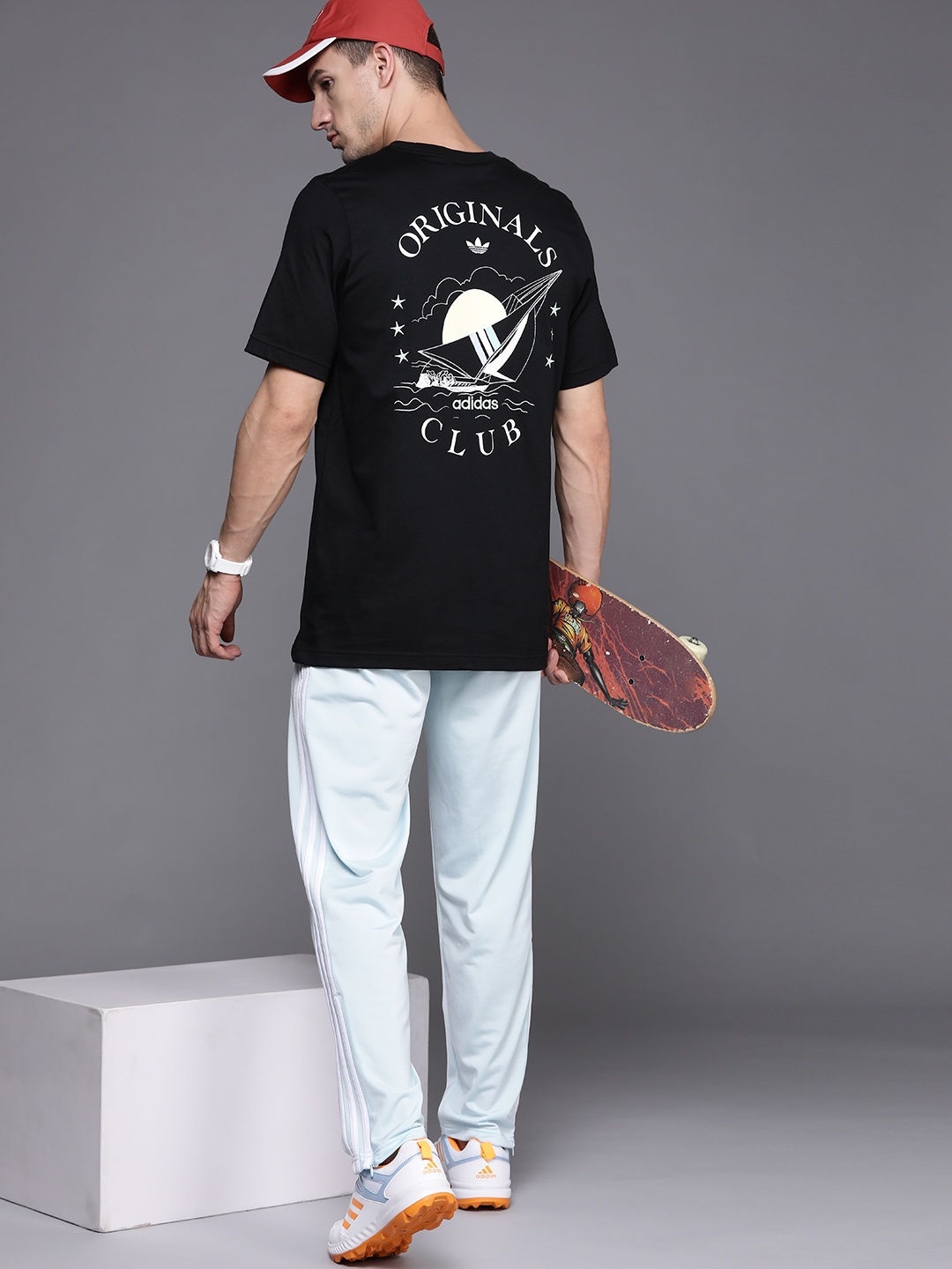 

ADIDAS Originals Men Black Graphic Back Print Detail Pure Cotton Sailing Tshirt