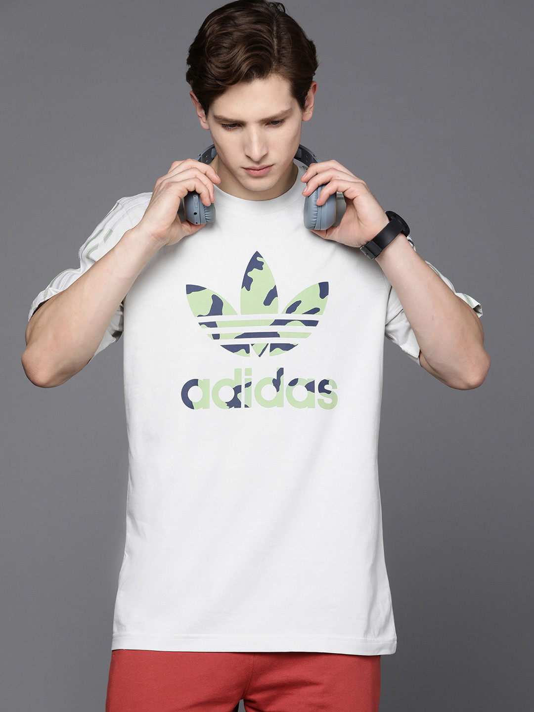 

ADIDAS Originals Men Light Grey & Green Camo Infill Brand Logo Print Pure Cotton Sustainable T-shirt