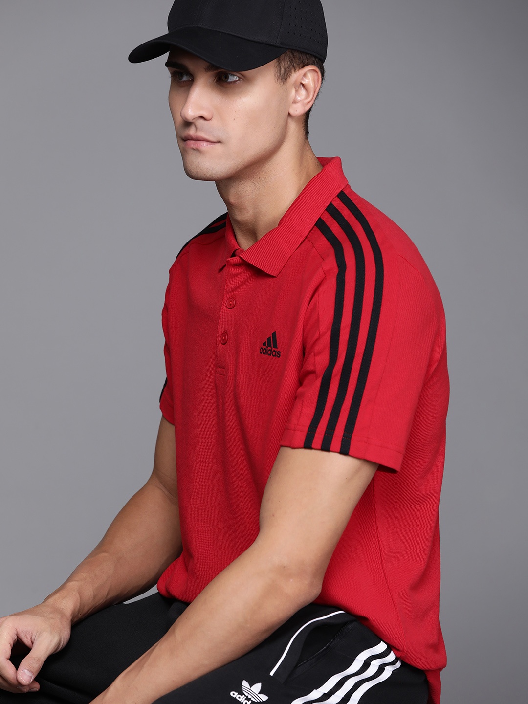 

ADIDAS Men Red D2M 3S Solid Aeroready Polo Collar T-shirt
