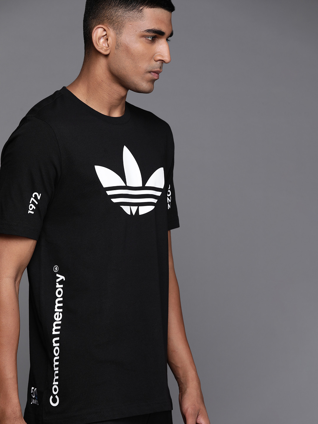 

ADIDAS Originals Men Black Graphic Common Memory Brand Logo Printed Pure Cotton T-shirt