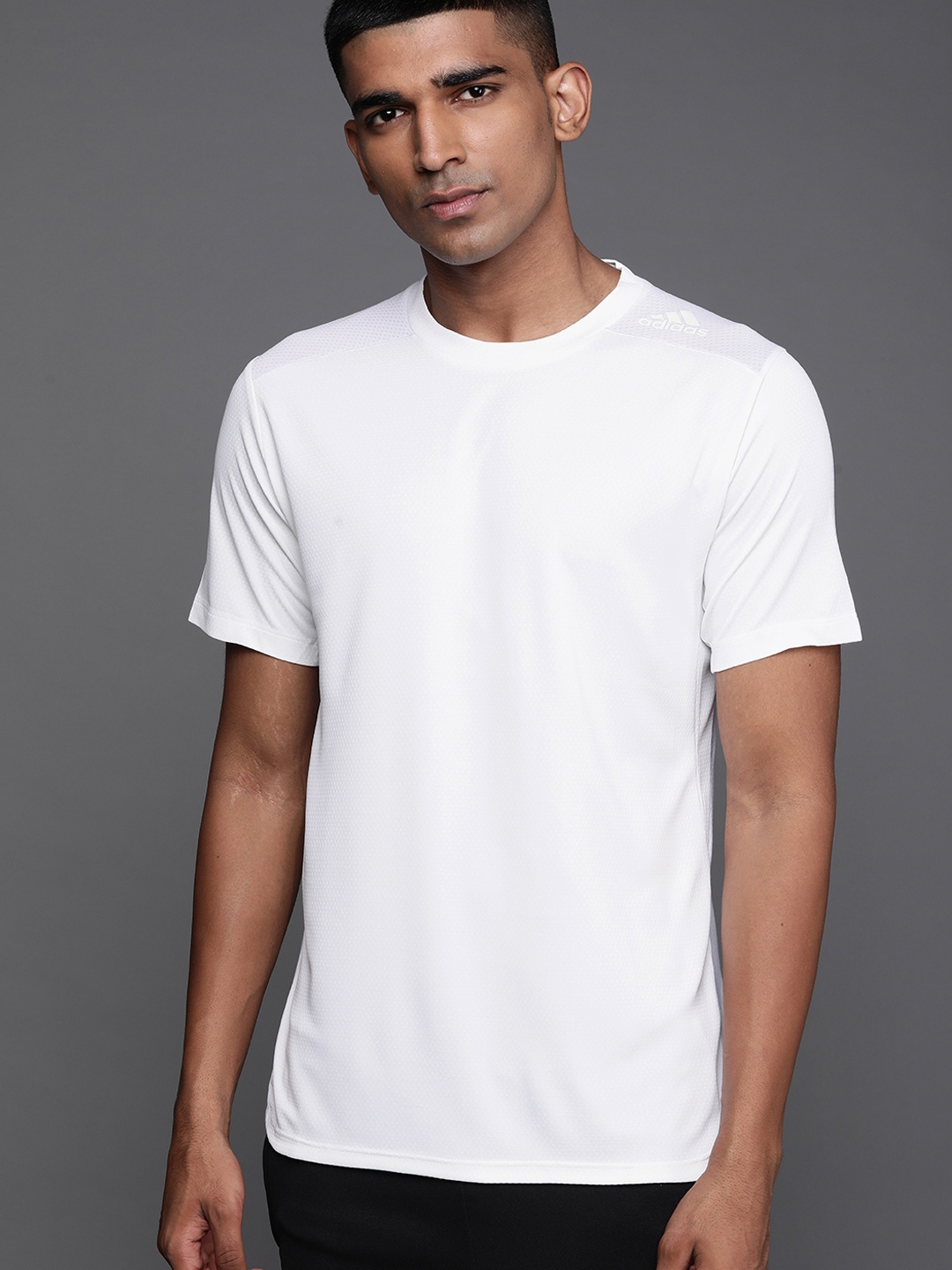 

ADIDAS Men White Brand Logo Print Detail Slim Fit HEAT.RDY T-shirt