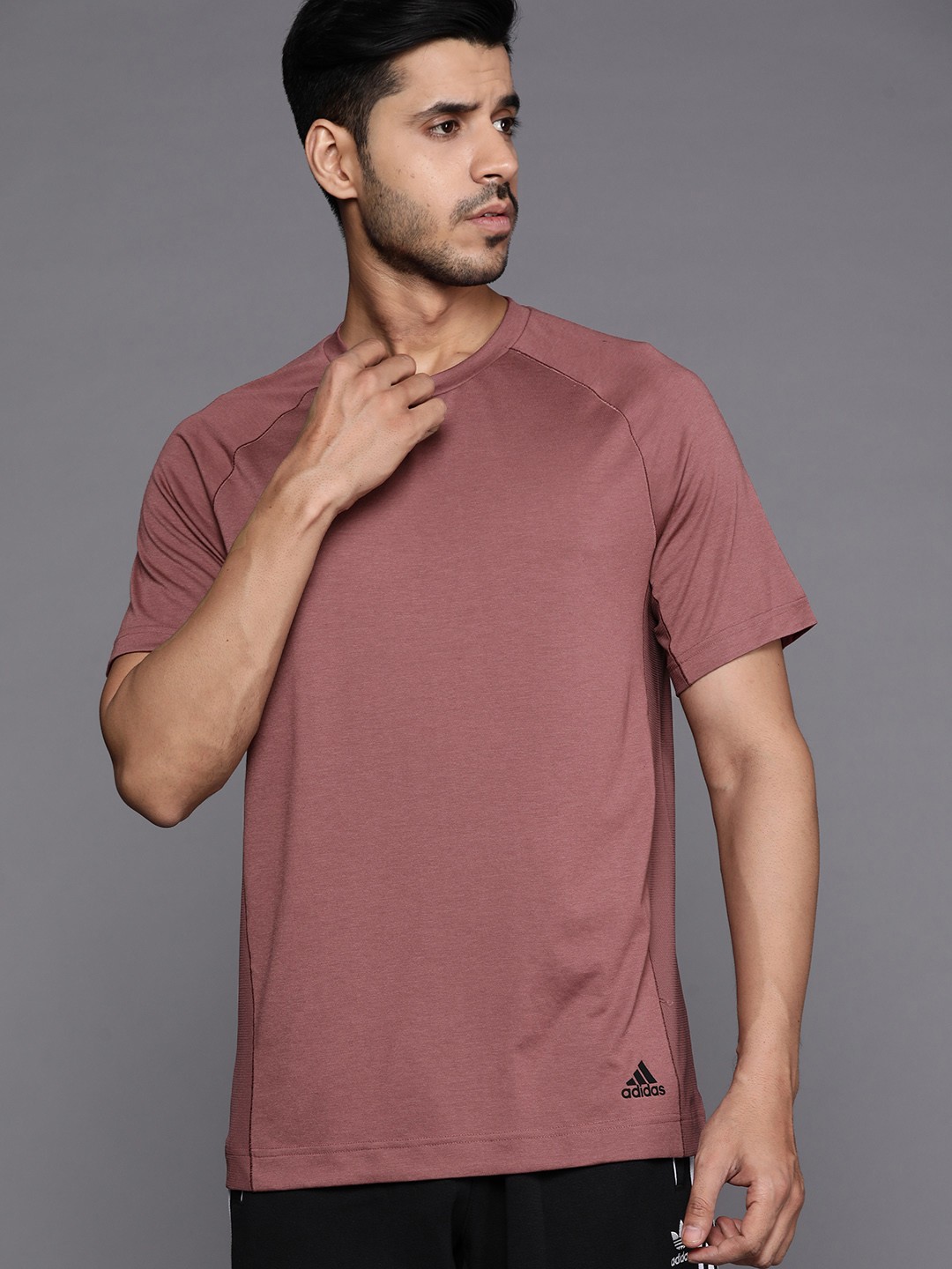 

ADIDAS Men Dusty Pink Solid Yoga Training T-Shirt