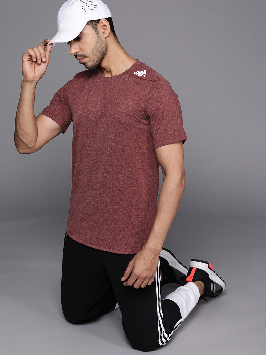 

ADIDAS Men Maroon D4S Solid Training T-shirt