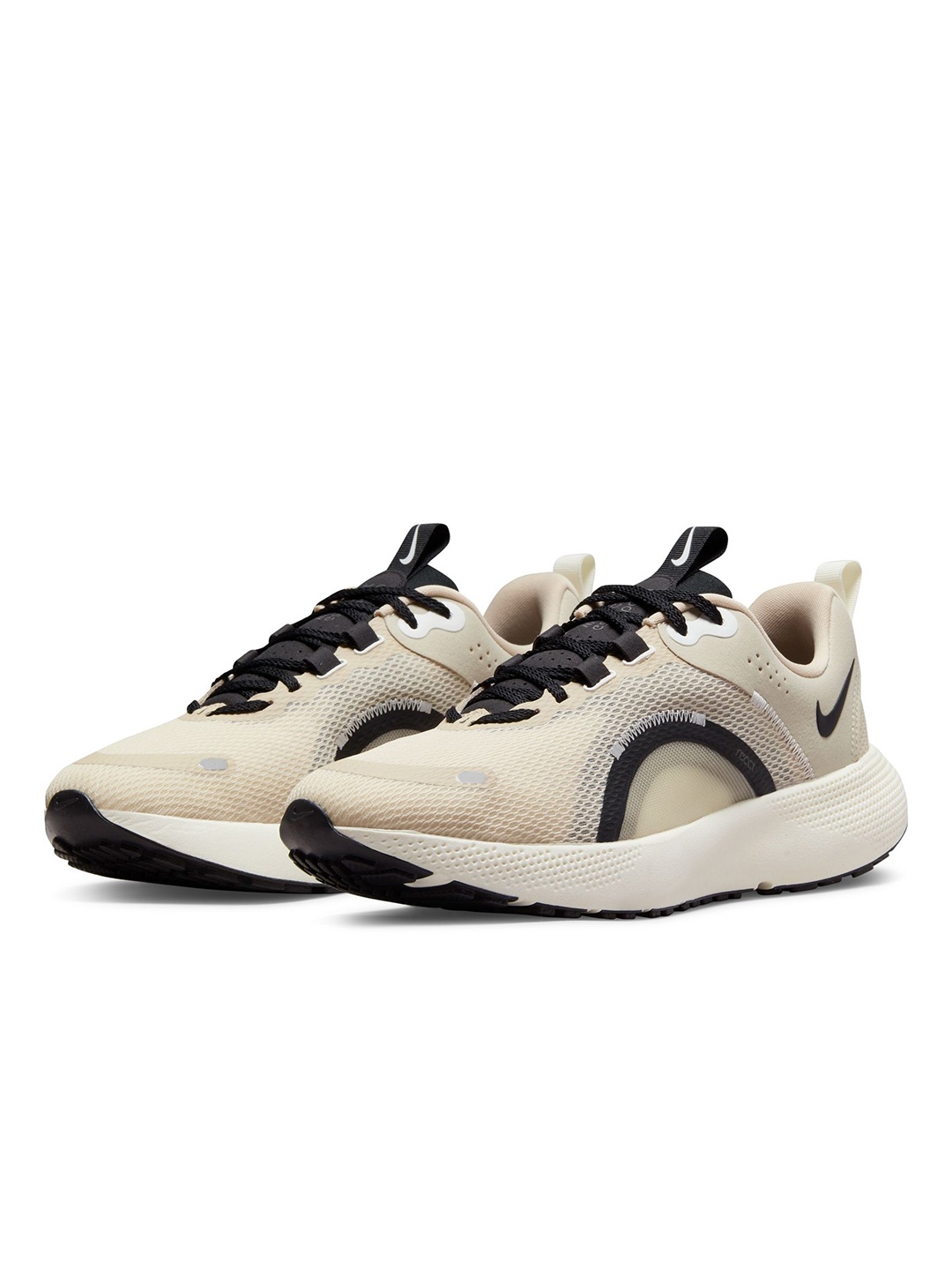 

Nike Women Escape Run 2 Running Shoes, Beige