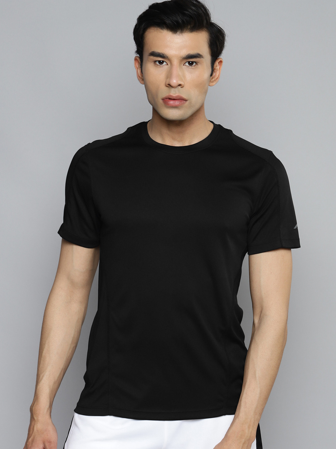 

Alcis Men Black Slim Fit Training Or Gym T-shirt