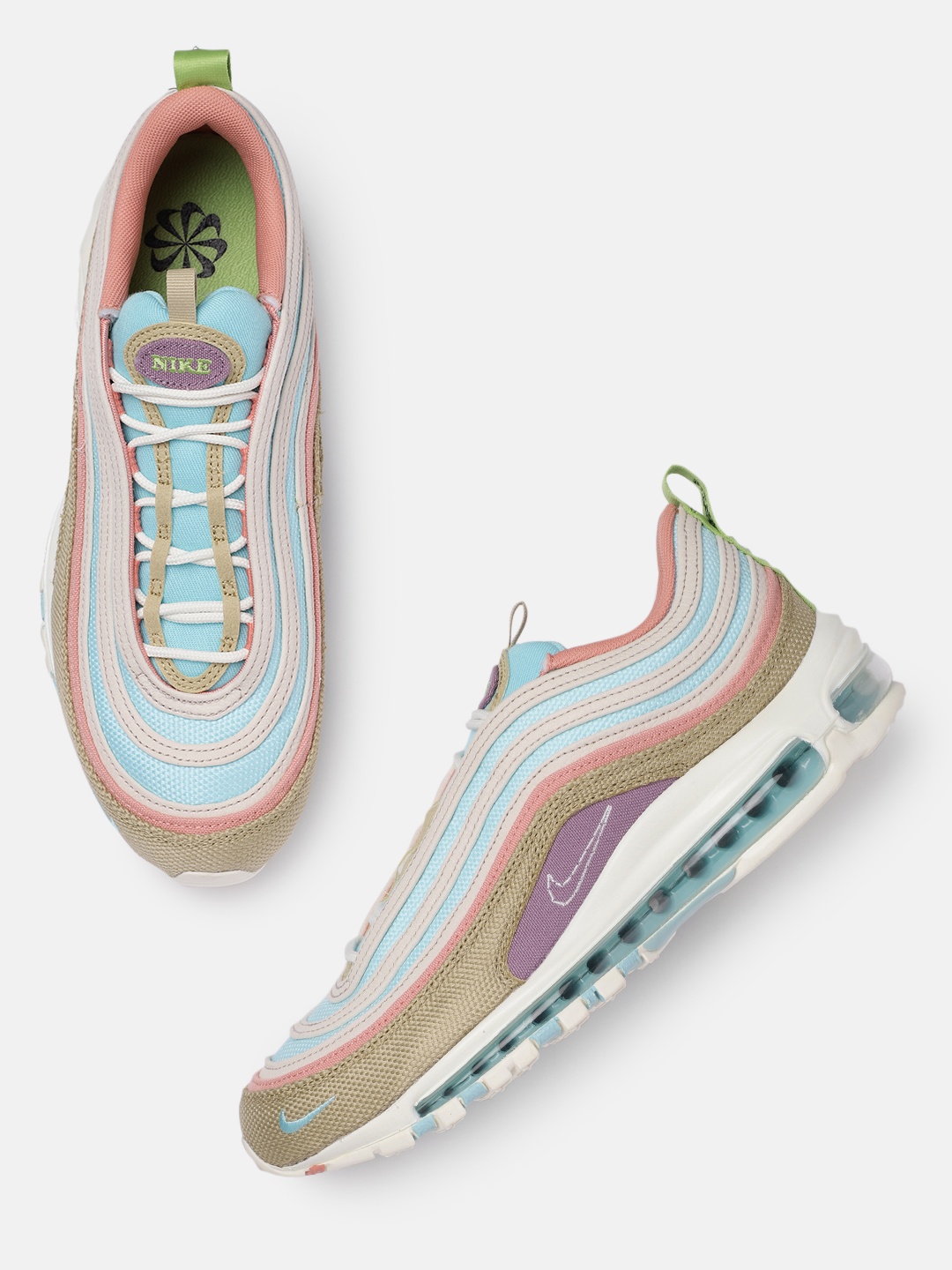 

Nike Men Blue & Nude-Coloured Colourblocked Sneakers
