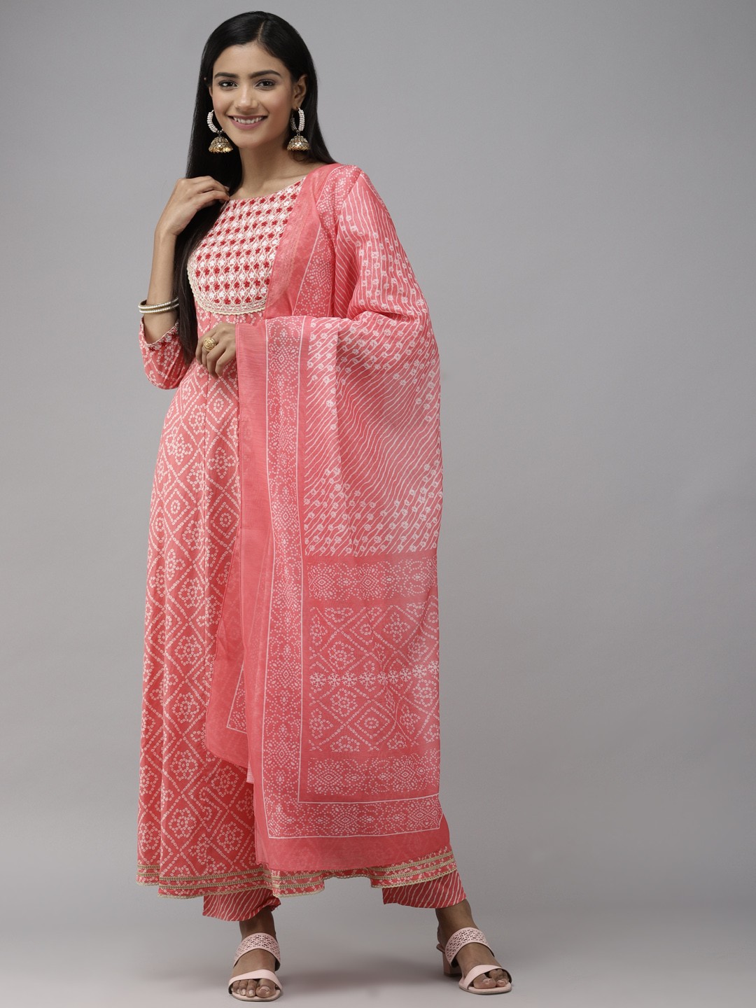 

Yufta Women Pink Bandhani Printed Panelled Thread Work Pure Cotton Kurta Set