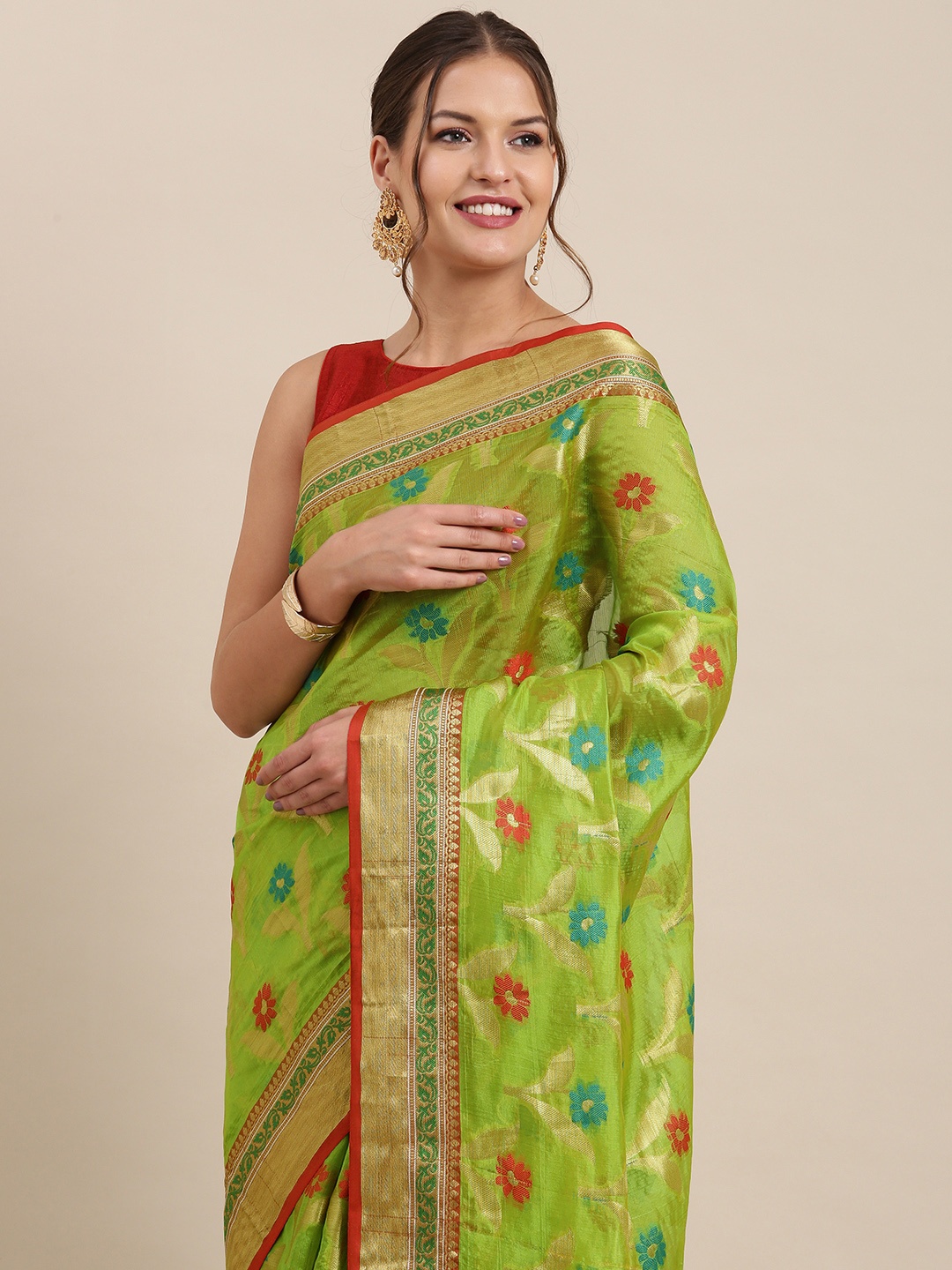 

PERFECTBLUE Green & Gold Floral Silk Blend Kanjeevaram Saree