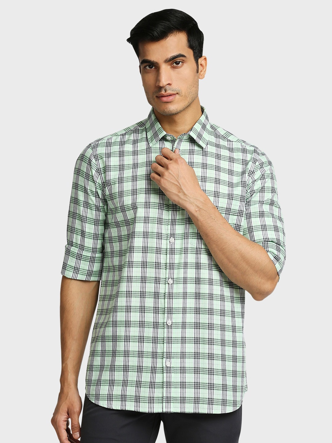 

ColorPlus Men Green Regular Fit Checked Cotton Casual Shirt