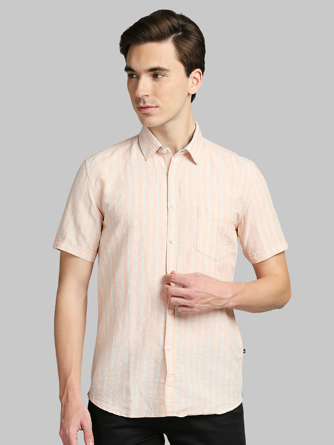 

Parx Men Orange Slim Fit Striped Casual Shirt