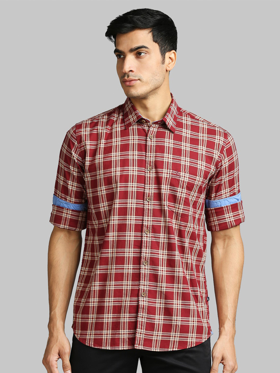

Parx Men Red Slim Fit Checked Casual Shirt