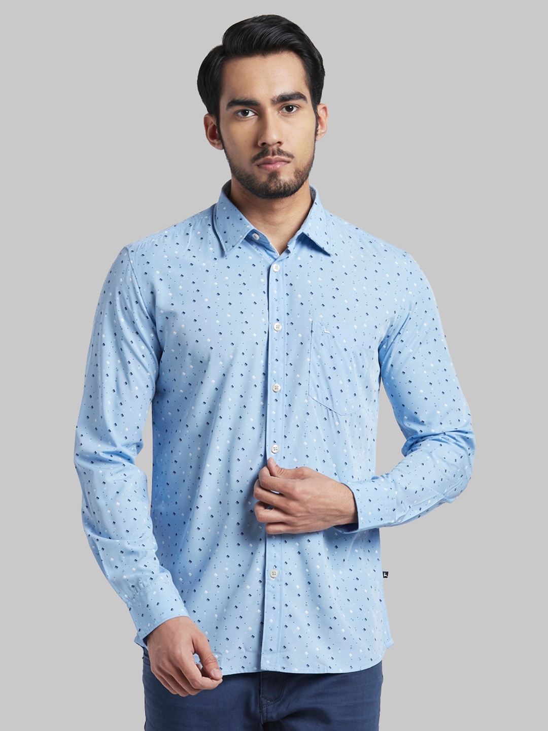 

Parx Men Blue Slim Fit Geometric Printed Casual Shirt