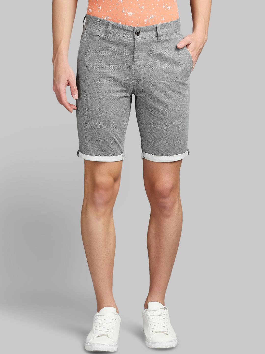 

Parx Men Grey Regular Fit Shorts