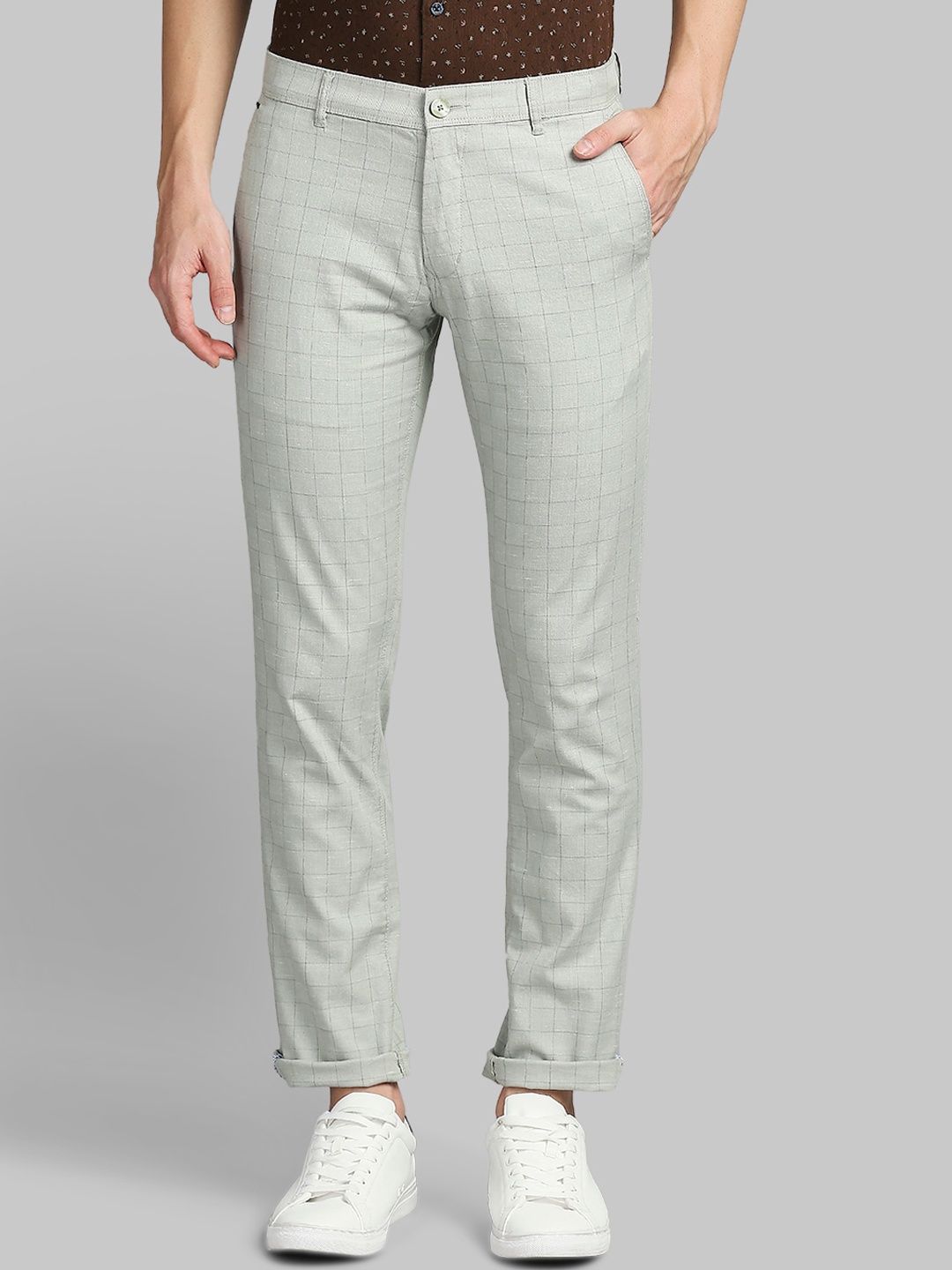 

Parx Men Green Checked Tapered Fit Regular Trousers