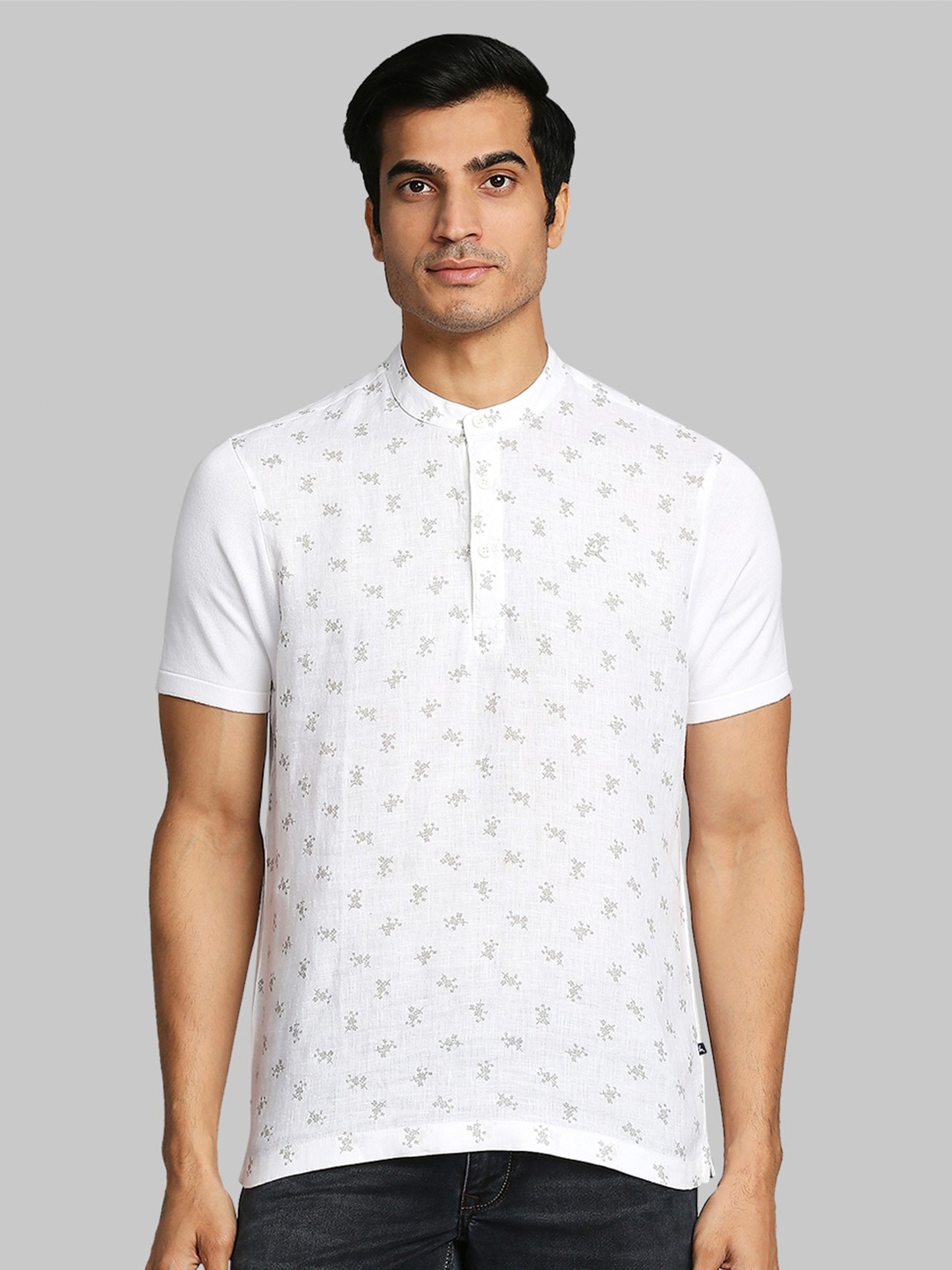 

Parx Men White & Grey Printed Mandarin Collar Monochrome Linen T-shirt