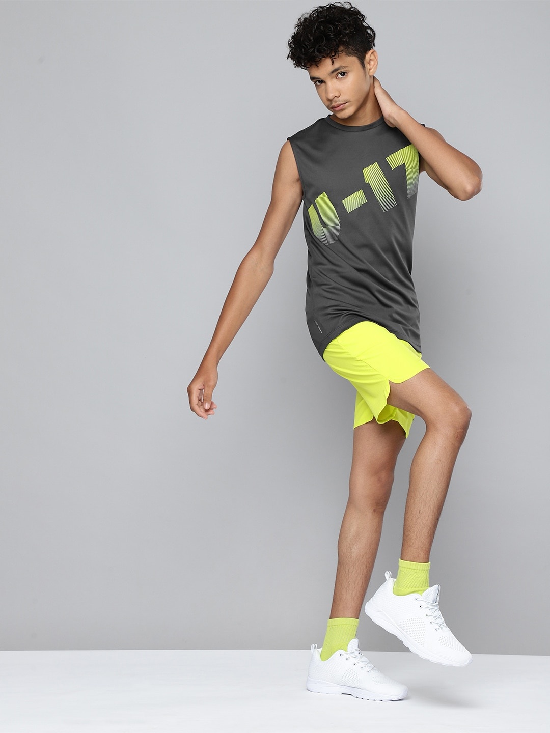 

HRX By Hrithik Roshan Active Boys Iron Rapid-Dry Brand Carrier Tshirts, Charcoal