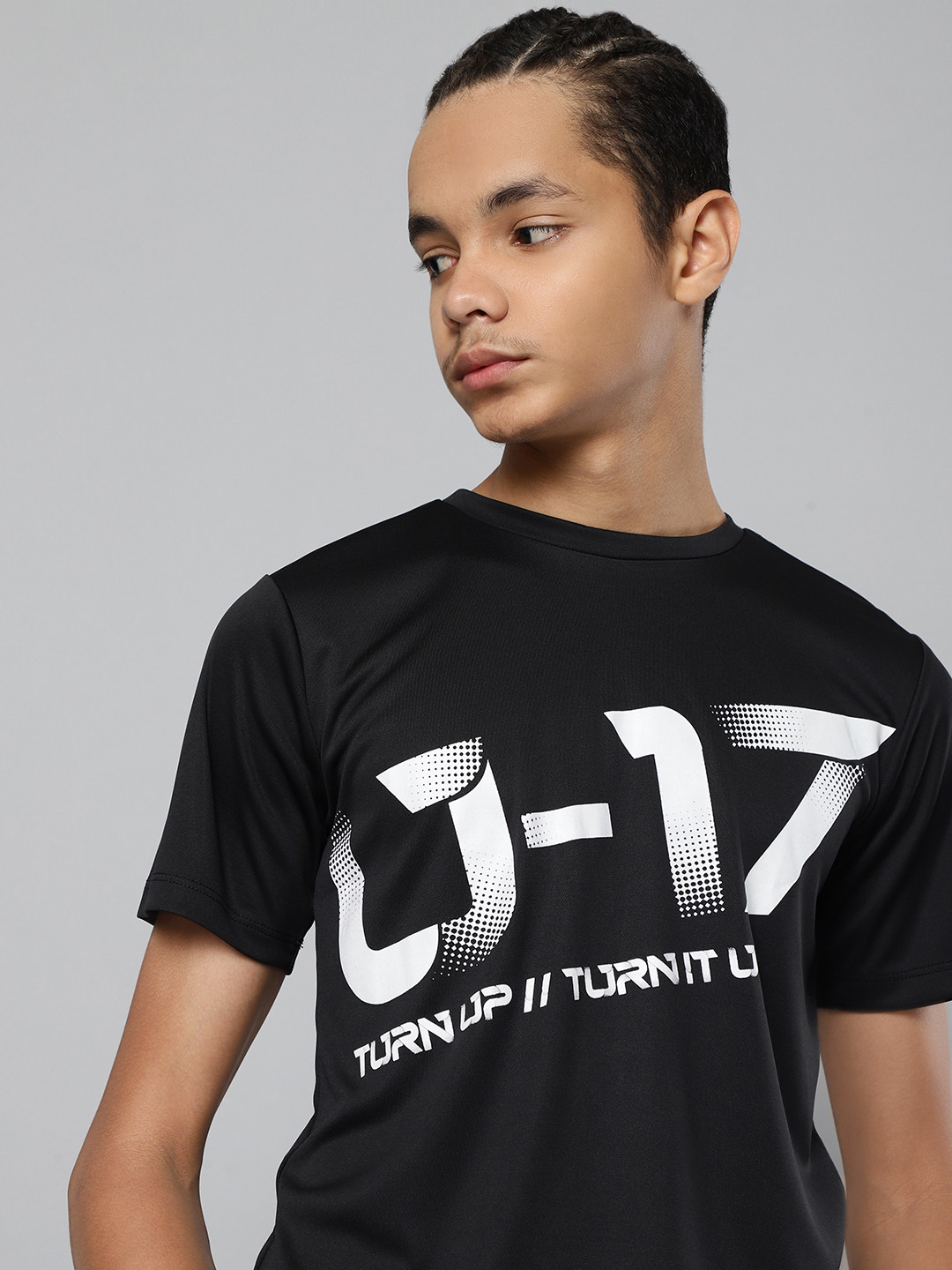 

HRX By Hrithik Roshan U-17 Boys Jet Black Rapid-Dry Brand Carrier Tshirts