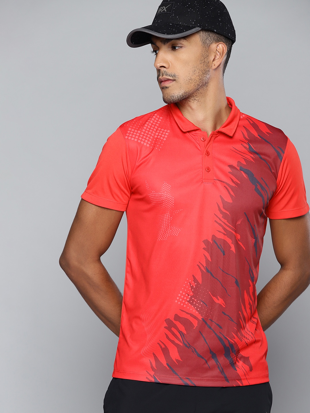 

HRX By Hrithik Roshan Racketsport Men Racing Red Rapid-Dry Tshirts