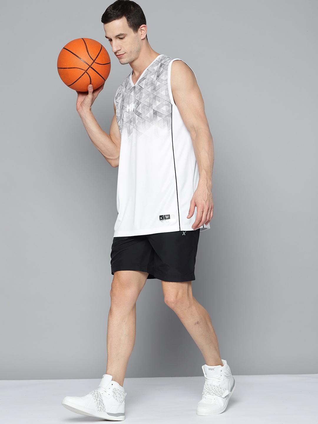 

HRX By Hrithik Roshan Basketball Men Optic White Rapid-Dry Geometric Tshirts