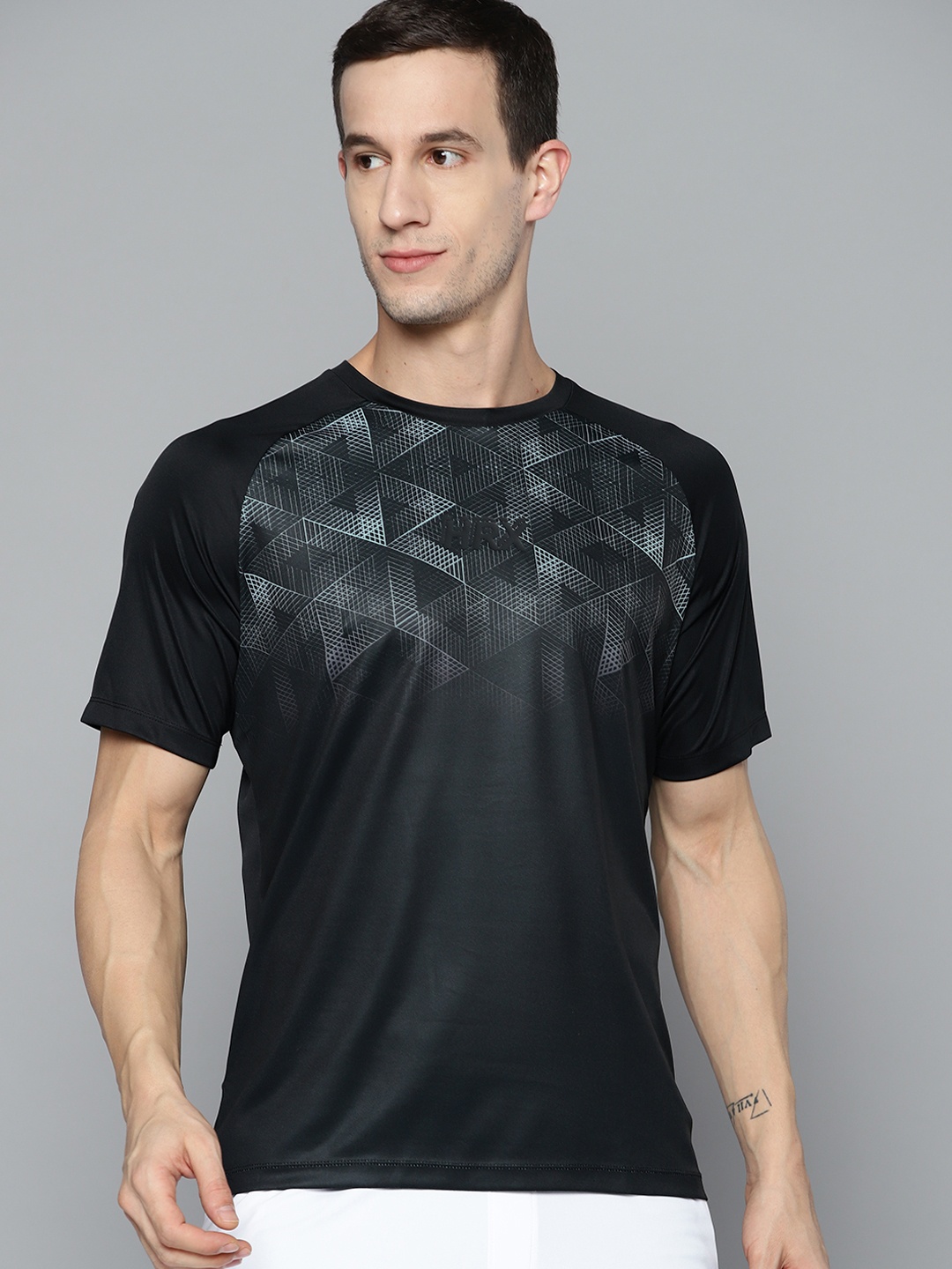 

HRX By Hrithik Roshan Men Jet Black Rapid-Dry Geometric Basketball Tshirts