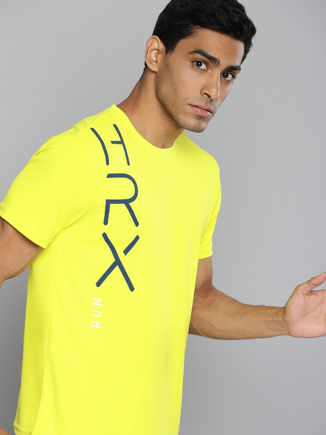 

HRX By Hrithik Roshan Men Running NEON LIME Rapid-Dry Brand Carrier T-shirt, Lime green