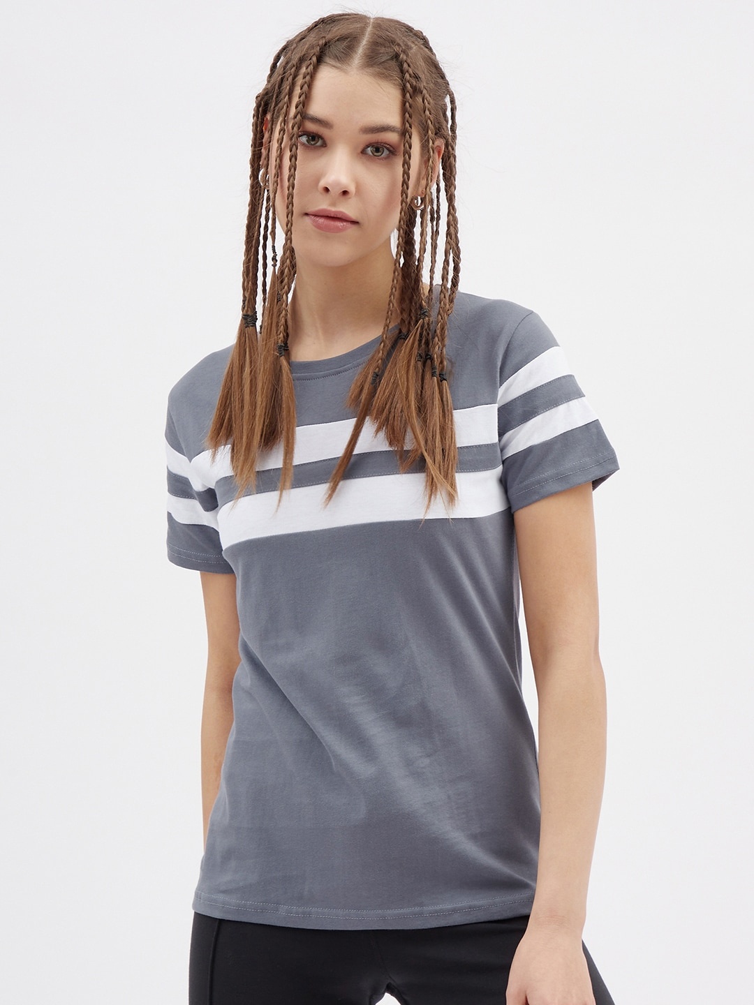 

Rodzen Women Grey Striped Cotton T-shirt