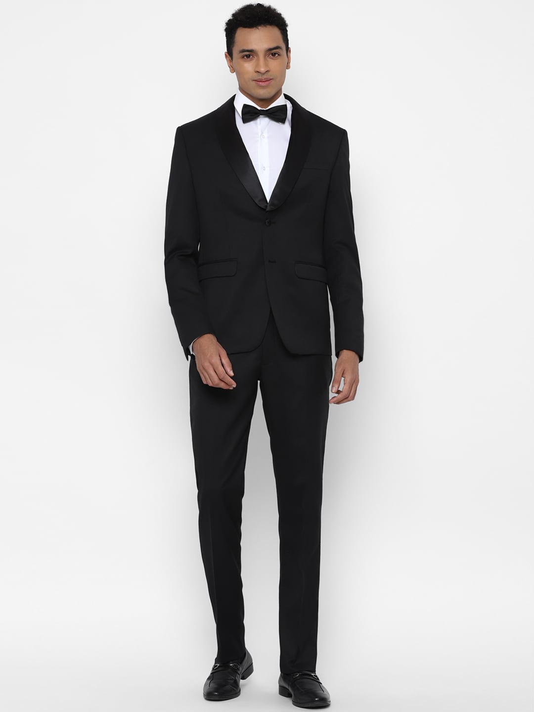 

Allen Solly Men Black Solid Slim-Fit Single-Breasted Two-Piece Suit