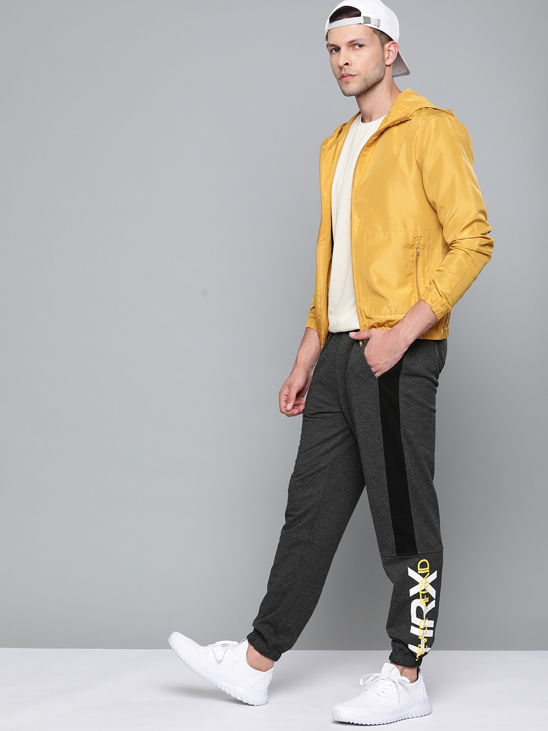 

HRX By Hrithik Roshan Lifestyle Men Anthra Mel Bio-Wash Typography Track Pants, Charcoal