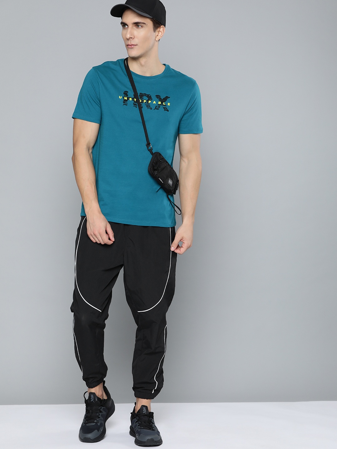 

HRX By Hrithik Roshan Men Jet Black Solid Antimicrobial Lifestyle Joggers