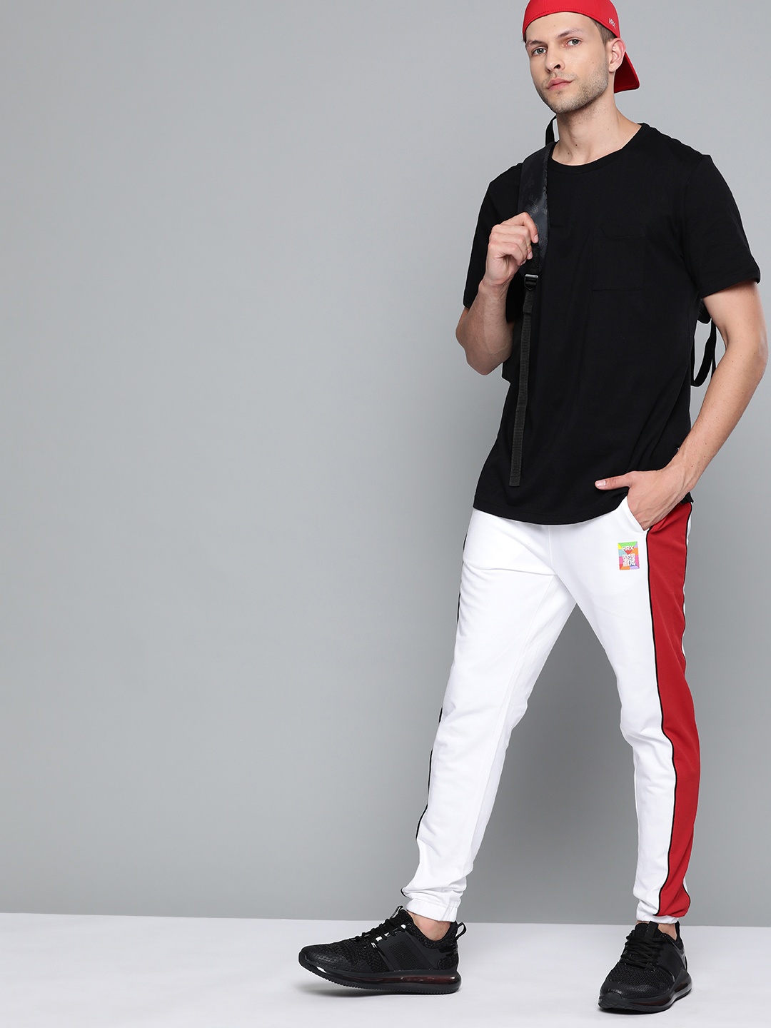 

HRX By Hrithik Roshan Lifestyle Men Optic White Bio-Wash Colourblock Track Pants