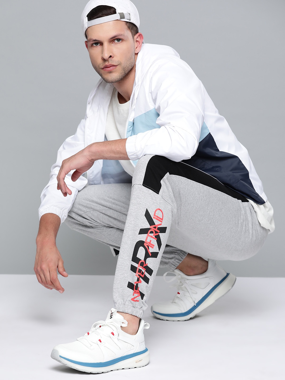 

HRX By Hrithik Roshan Lifestyle Men Grey Mel Bio-Wash Typography Track Pants, Grey melange