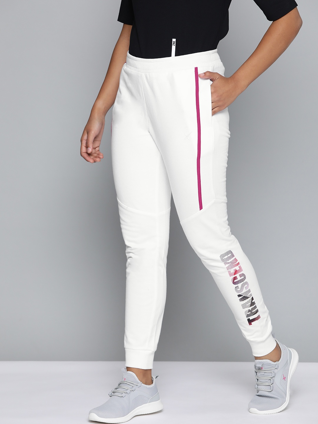 

HRX by Hrithik Roshan Women White Solid Joggers