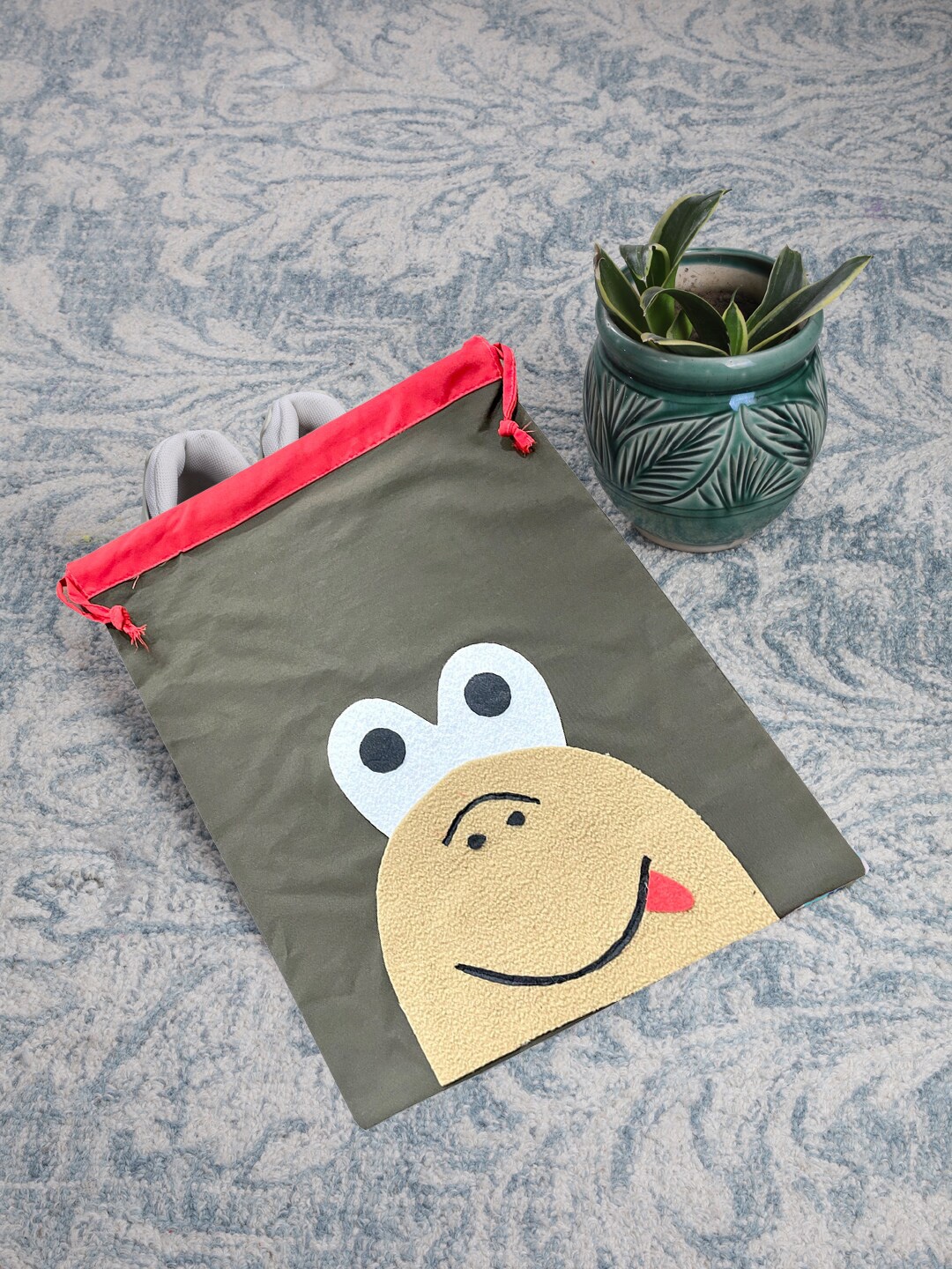 

Kids Clan Kids Set Of 2 Brown Monkey Printed Shoe Bag