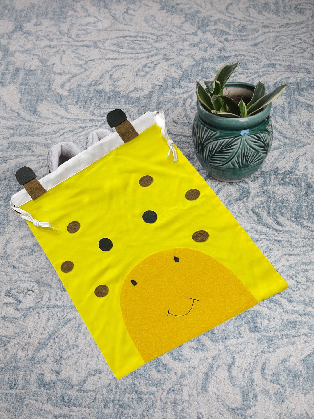 

Kids Clan Yellow Set of 2 Giraffe Shoe Cover