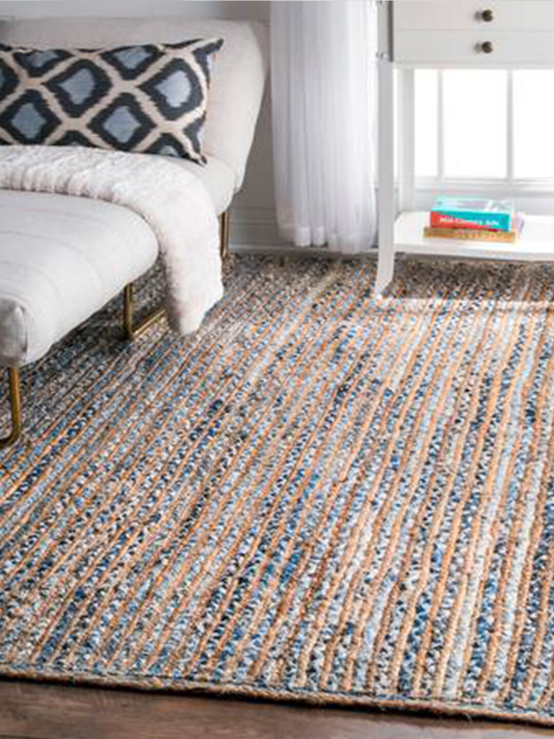

HABERE INDIA Blue Woven-Design Carpet