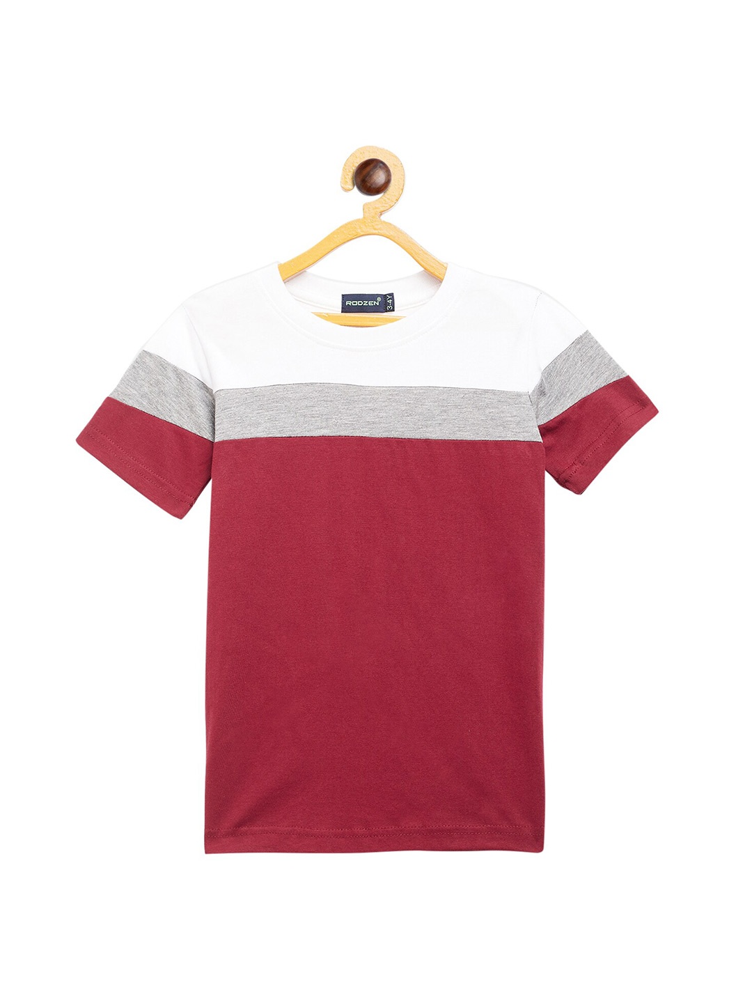 

Rodzen Boys Maroon Colourblocked Pure Cotton T-shirt